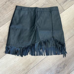 Le Lis Black Faux Leather Fringe Mini Skirt L